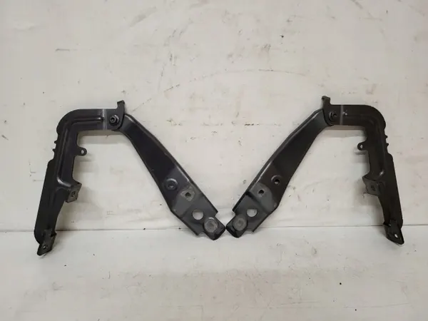 Mercedes W247 Motorkapscharnier Set OEM A2478800228 image 2