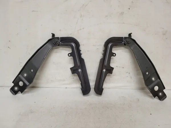 Mercedes W247 Motorkapscharnier Set OEM A2478800228 image 4