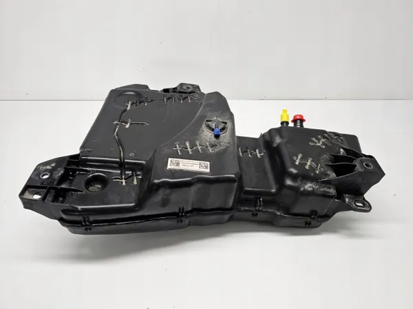 AdBlue-säiliö OEM 5QS131877 5WA131969 VW SKODA SEAT image 2