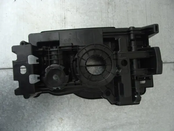 Insertion de roue de secours OEM 9818867680 Peugeot 208 II image 8
