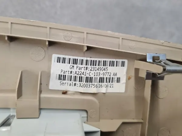 OEM 23149045 Plafonnier Toit Ouvrant Buick Regal image 4