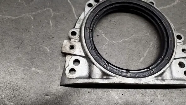 Audi 100 C2 C3 VW Golf III 1.9D Vevhus 055103173B image 2