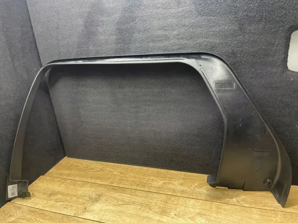 OEM FK7225515A Vänster Bakdörrlist Land Rover image 4