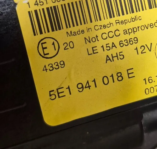 Farol Dianteiro Direito Skoda Octavia 3 Lift Full LED 5E1941018E image 10