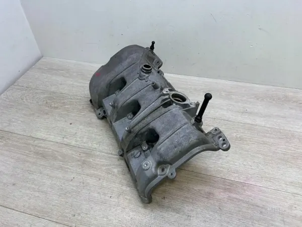 Porsche OEM 94610513665 Nockenfolgerabdeckung - Gebraucht image 4