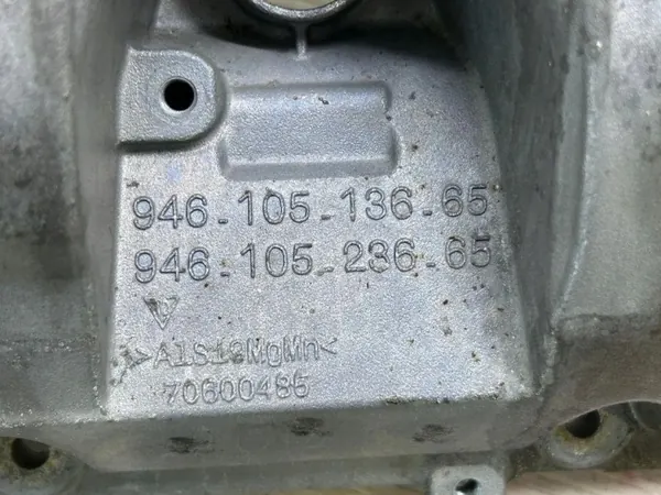 Porsche OEM 94610513665 Nockenfolgerabdeckung - Gebraucht image 5