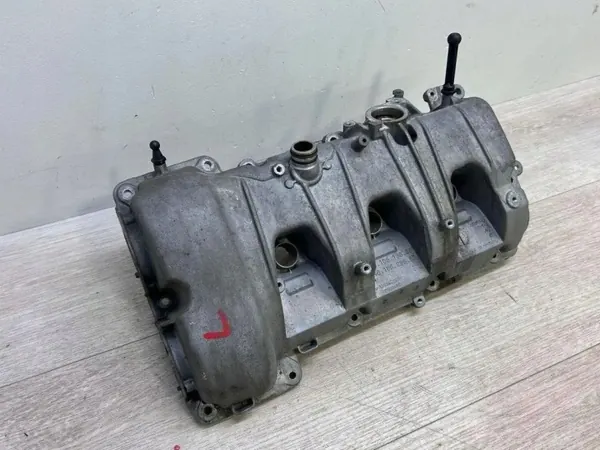 Porsche OEM 94610513665 Nockenfolgerabdeckung - Gebraucht image 8