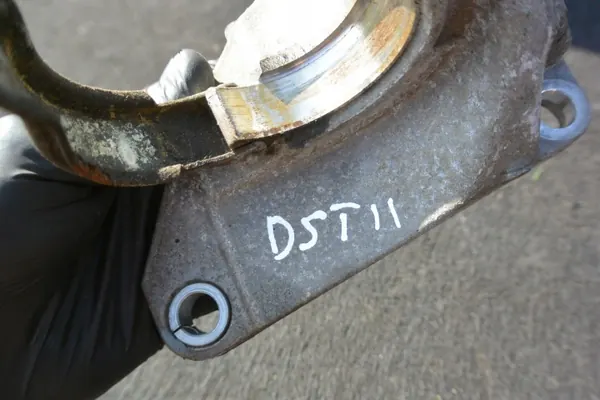 Axelstöd OEM 397742974R Dacia Duster II Begagnad image 4