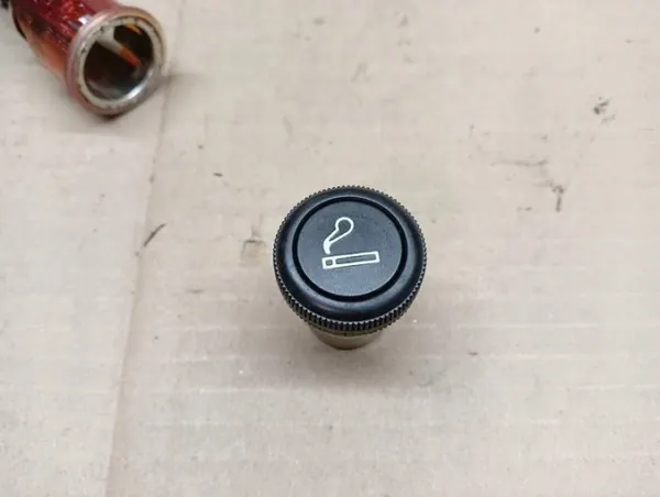 Zigarettenanzünder-Steckdose Suzuki Swift MK6 OEM ACF38762 image 5