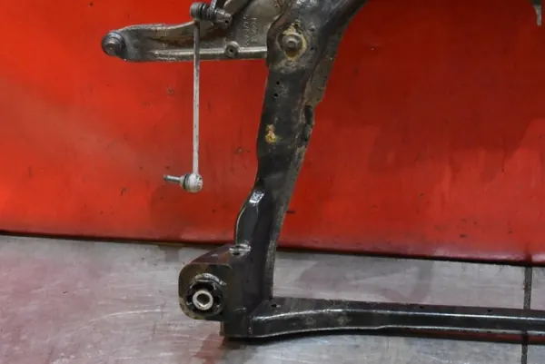 OEM mamAUTO-1041215- Etupalkki Ford Mondeo MK5:lle image 5