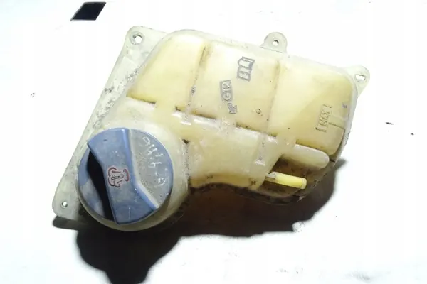 Expansietank VW PASSAT B5 1.9L diesel 1999 OEM 8D0121403J image 3