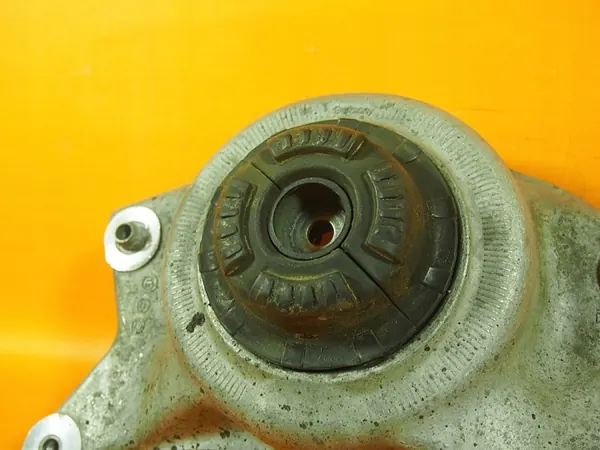 Audi S5 8T Vasen Jousituslaakeri OEM 8r0412383a image 7