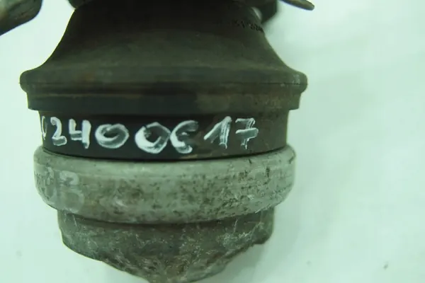 Moottorin Kiinnike A2202400617 Mercedes CL500 W215 S500 W220 image 2