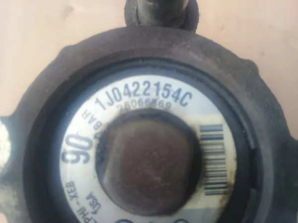 Bomba de direção assistida VW Golf IV 1J0422154C image 4