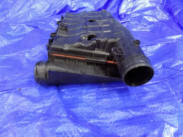 Luchtfilterhuis OEM 04e129611g Audi A3 8V image 3