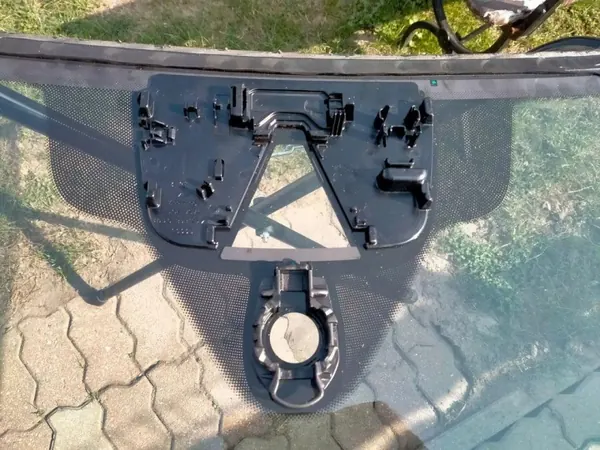 Pare-brise Avant Audi A6 C8 OEM 4K0845099K Occasion image 4