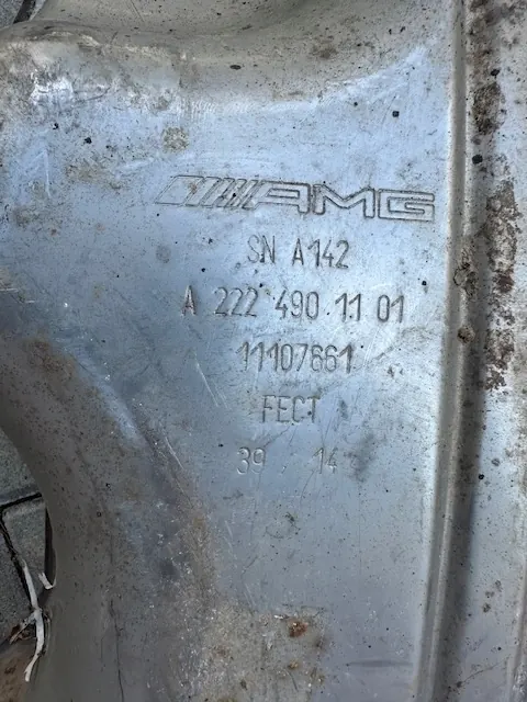 Válvula de escape Mercedes-Benz OE OEM A2224901101 image 3