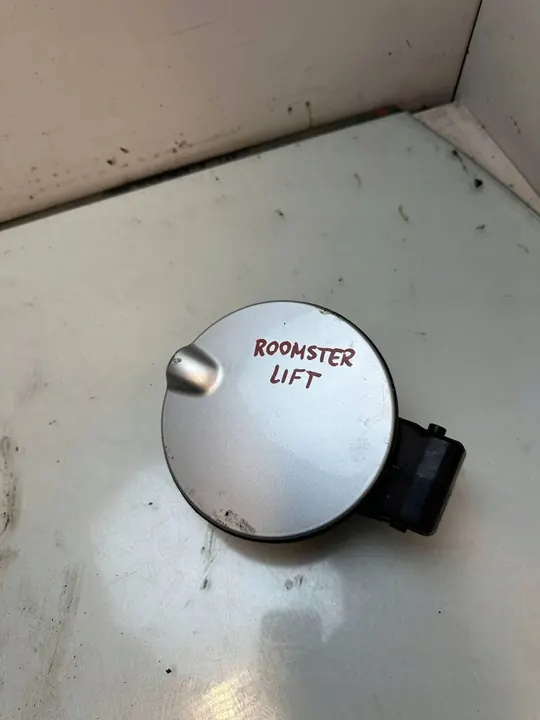 Skoda Superb B8 (3V) 2016 Tampa de combustível 1K0010497C image 2