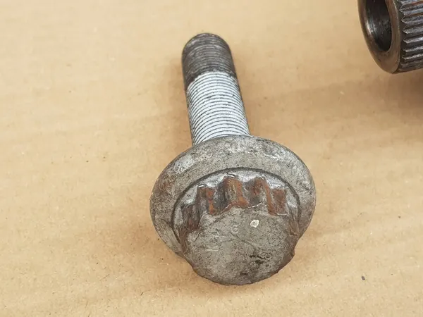 Höger Framdrevaxel VW Caddy III Touran I 1.9 TDI image 4