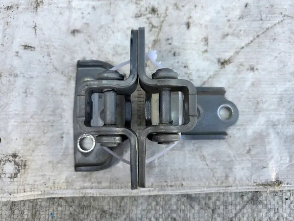 Deurscharnier Links Voor Hyundai i40 OEM ZAWIASY image 2