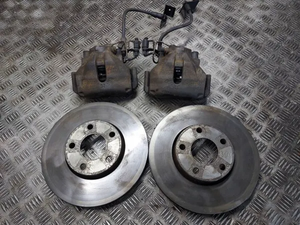 Skoda OE Bremsscheiben, Beläge & Bremssättel Vordersatz image 2