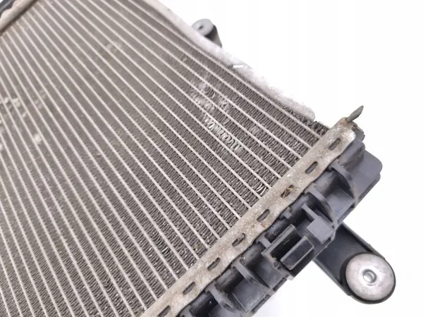 Refroidisseur d'eau Porsche Taycan OEM 9J1122355A image 3