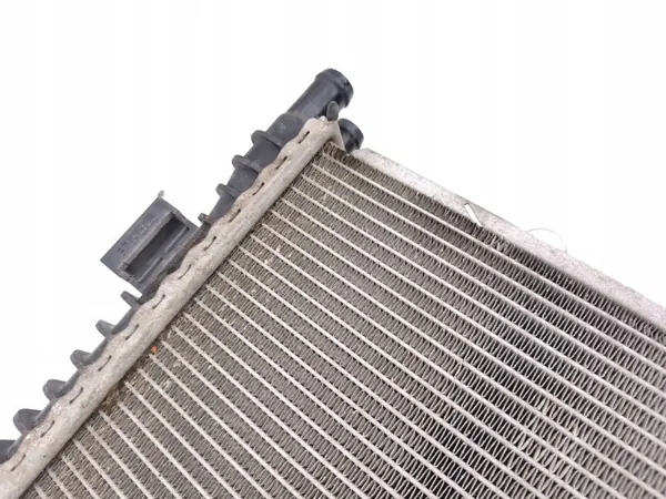 Refroidisseur d'eau Porsche Taycan OEM 9J1122355A image 4