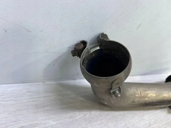 Punta de escape Porsche Cayenne OEM 95811125251 Usada image 5