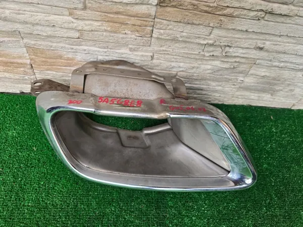 Terminal de escape BMW OEM 5A5C8E8 para X5 G05/X6 G06 image 2
