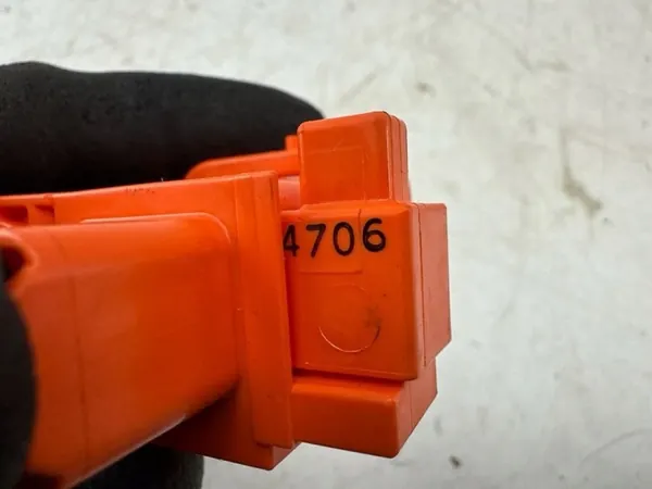 Toyota OE zekering OEM 4706 voor bZ4X 2024 image 9