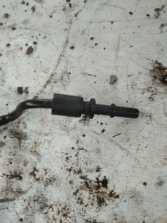 Renault OE 8200890122 Überlaufrohr image 2