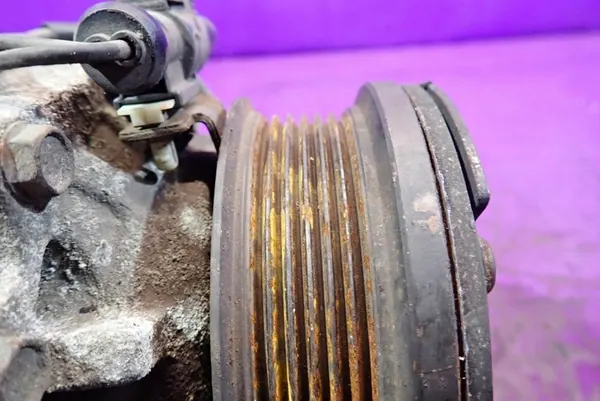 Ford Fusion 02-05 1.4 Air Conditioning Compressor YS4H19D629AC image 2