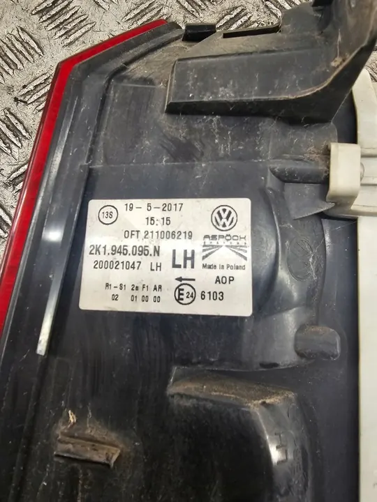 VW CADDY III LIFT II Luz Trasera Izquierda 2015- LED 2K1945095N image 3