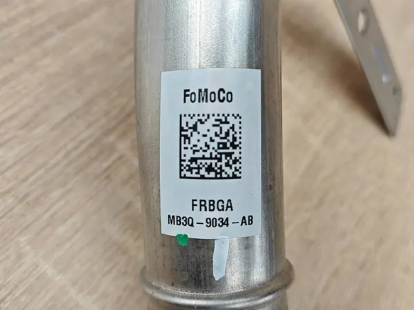 Kraftstoff-Einfüllstutzen OEM MB3Q9034AB für Amarok II image 4