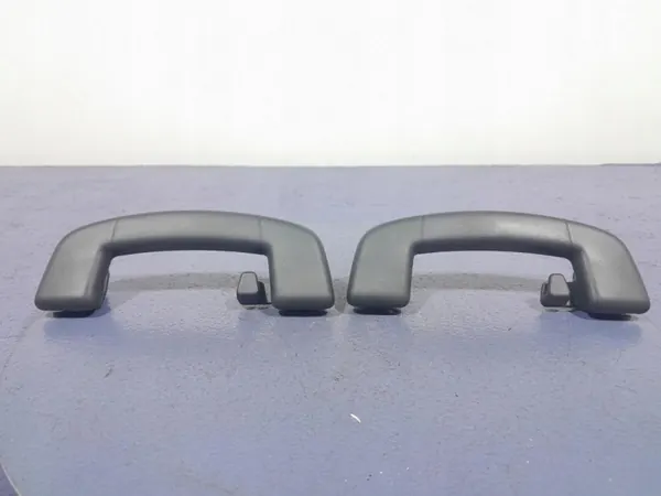 Skoda Superb III nostokahvat OEM 3V0857607A image 3