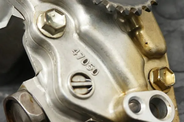 Toyota oljepump OEM 47050 för 1.2 bensin image 6