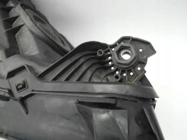 AUDI Q3 Faro Delantero Derecho 83A941012 image 8