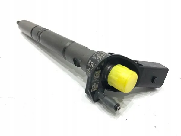 Iniettore AUDI A8 D5 3.0 286CV image 3