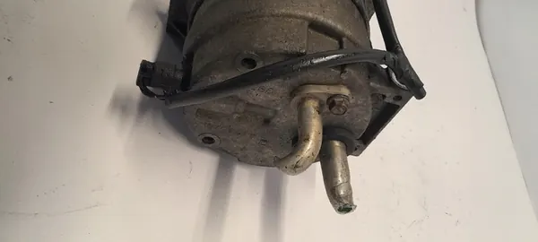 RENAULT LAGUNA II LIFT 1.9 DCI POMPA AC 8200421410 image 2