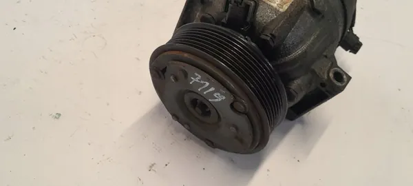 RENAULT LAGUNA II LIFT 1.9 DCI POMPA AC 8200421410 image 3