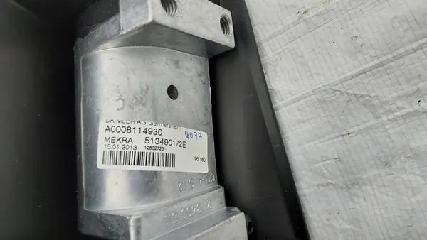 Coperchio specchio esterno sinistro SPRINTER W901-904 A0008114930 image 8