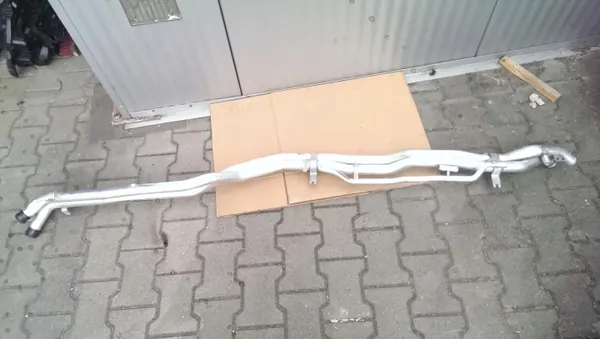 Tuyau principal de refroidissement Audi R8 OEM 420121050B image 2