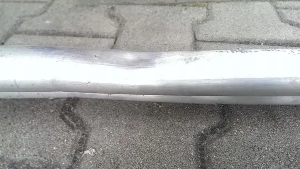 Tuyau principal de refroidissement Audi R8 OEM 420121050B image 3