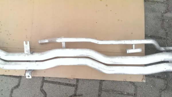 Tuyau principal de refroidissement Audi R8 OEM 420121050B image 7