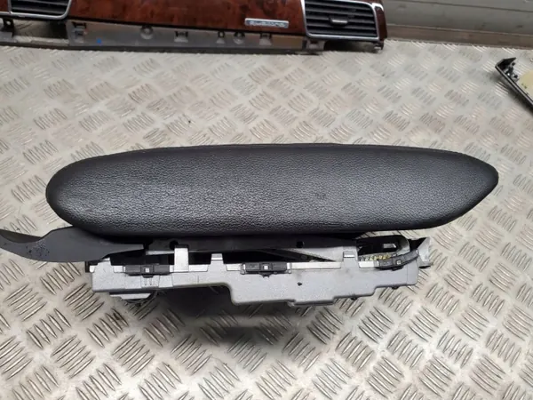 Accoudoir console avant Audi A8 S8 D4 OEM ATV78202 image 3