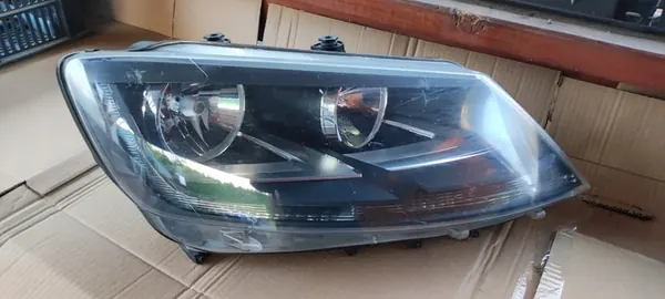 Farol Dianteiro VW Sharan 7N5 image 3