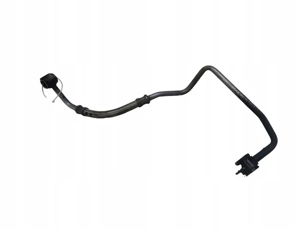 Tuyau d'huile de turbocompresseur Volvo S60 image 3