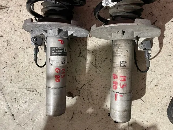 Amortisseur Avant Gauche Droit BMW M3 G81 Touring OEM image 4