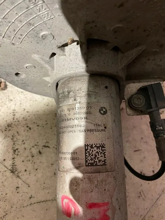 Amortisseur Avant Gauche Droit BMW M3 G81 Touring OEM image 8