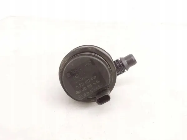 Mercedes-Benz A W177 vesipumppu OEM A0005003600 image 4